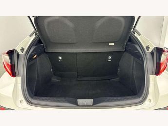 Toyota C-HR 1.8 Hybrid Icon 5dr CVT