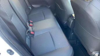 Toyota Yaris 1.5 Hybrid Dynamic 5dr CVT