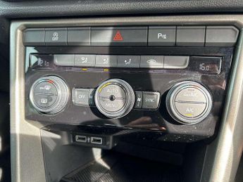 Volkswagen T-Roc 1.5 TSI EVO SE 5dr DSG
