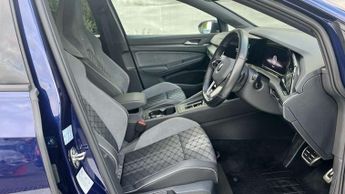 Volkswagen Golf 1.5 eTSI 150 R-Line 5dr DSG