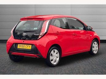 Toyota Aygo 1.0 VVT-i X-Play 5dr x-shift