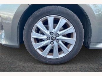 Toyota Yaris 1.5 Hybrid Icon 5dr CVT