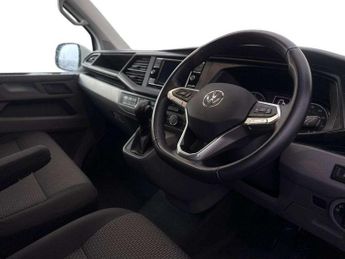 Volkswagen Transporter 2.0 TDI 150 Highline Kombi Van DSG