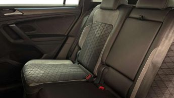 Volkswagen Tiguan 2.0 TDI R-Line 5dr DSG