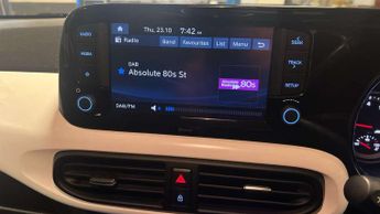 Hyundai i10 1.0 MPi Premium 5dr Auto