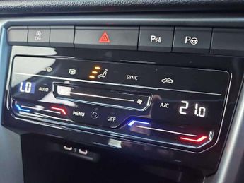 Volkswagen T-Roc 1.5 TSI Life 5dr DSG