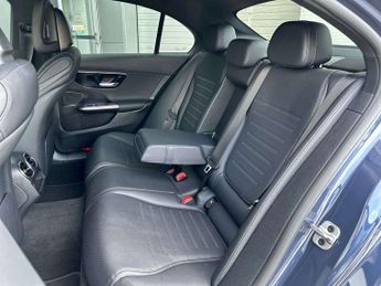 Mercedes-Benz C-Class C200 AMG Line 4dr 9G-Tronic