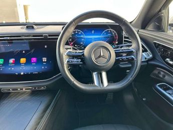 Mercedes-Benz E-Class E220d AMG Line Premium 4dr 9G-Tronic