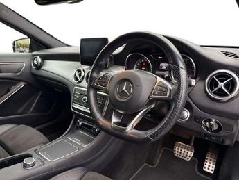 Mercedes-Benz GLA GLA 200d 4Matic AMG Line Premium 5dr Auto