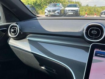 Mercedes-Benz C-Class C200 AMG Line 4dr 9G-Tronic