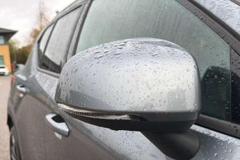 Volvo XC40 2.0 T4 Momentum 5dr AWD Geartronic