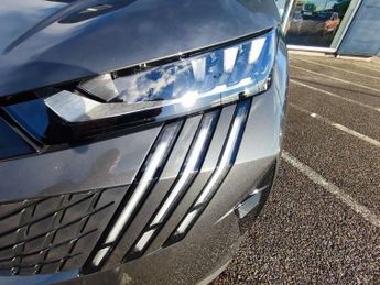 Peugeot 3008 1.2 Hybrid 136 GT 5dr e-DSC6