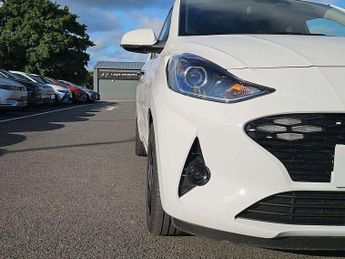 Hyundai i10 1.2 [79] Premium 5dr Auto [Nav]