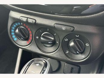 Vauxhall Corsa 1.4 Design 5dr Auto
