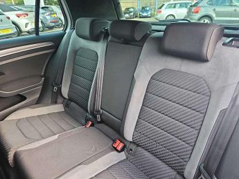 Volkswagen Golf 1.5 TSI EVO 150 R-Line 5dr DSG