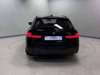 BMW 5 Series Touring 520i MHT M Sport 5dr Step Auto