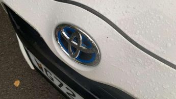 Toyota Yaris 1.5 Hybrid Icon 5dr CVT
