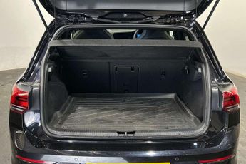 Volkswagen Golf 1.5 eTSI 150 R-Line 5dr DSG