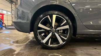 Volkswagen Golf 1.5 TSI 204 Match eHybrid 5dr DSG