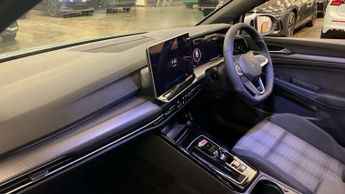 Volkswagen Golf GTE 1.5 TSI 272 GTE eHybrid 5dr DSG
