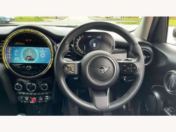 MINI Hatchback 5dr 1.5 Cooper Classic 5dr Auto [Comfort/Nav Pack]