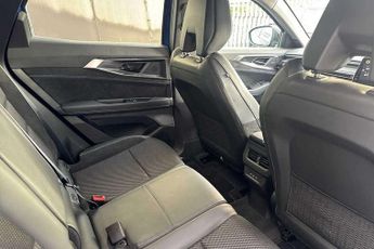 Renault Austral E-Tech FHEV Iconic Esprit Alpine 5dr Auto 4C