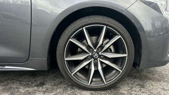 Toyota Corolla 2.0 Hybrid GR Sport 5dr CVT