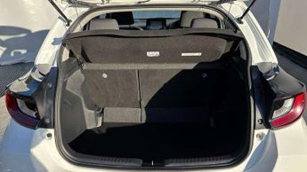 Toyota Yaris 1.5 Hybrid Icon 5dr CVT