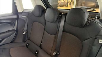 MINI Hatchback 5dr 1.5 Cooper Classic II 5dr Auto