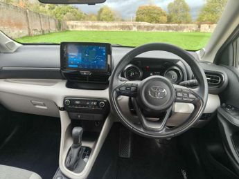 Toyota Yaris 1.5 Hybrid Excel 5dr CVT
