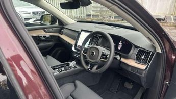 Volvo XC90 2.0 B5P Plus Dark 5dr AWD Geartronic