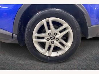Toyota C-HR 1.8 Hybrid Icon 5dr CVT