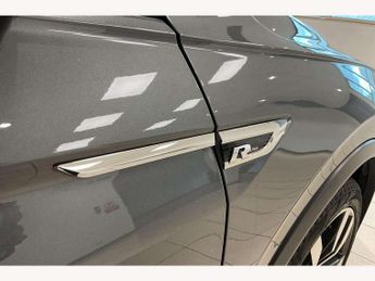 Volkswagen Tiguan 2.0 TDi 150 4Motion R-Line Tech 5dr DSG