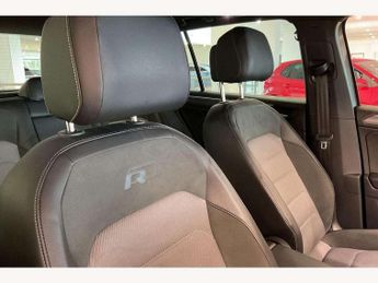 Volkswagen Tiguan 2.0 TDi 150 4Motion R-Line Tech 5dr DSG