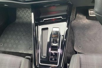 Volkswagen Golf 2.0 TDI 200 GTD 5dr DSG