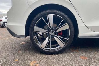 Volkswagen Golf 2.0 TDI 200 GTD 5dr DSG