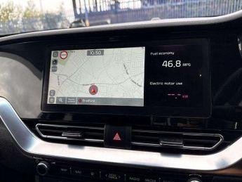 Kia Niro 1.6 GDi Hybrid 4 5dr DCT