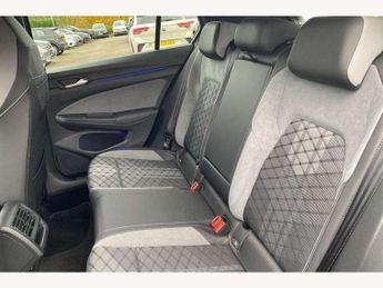 Volkswagen Golf 1.5 eTSI 150 R-Line 5dr DSG
