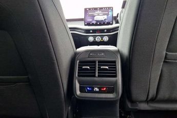 Skoda Superb Estate 2.0 TDI SE Technology 5dr DSG