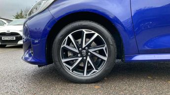 Toyota Yaris 1.5 Hybrid Design 5dr CVT