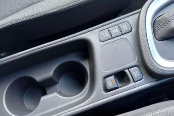 Toyota Yaris Cross 1.5 Hybrid Design 5dr CVT