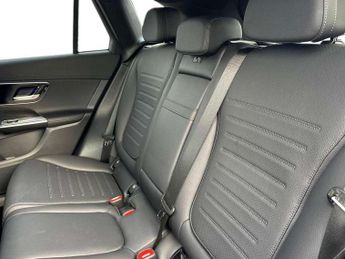 Mercedes-Benz GLC GLC 300 4Matic AMG Line Premium 5dr 9G-Tronic