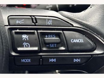 Toyota Yaris 1.5 Hybrid Icon 5dr CVT