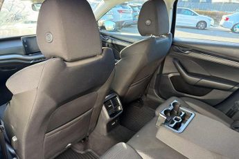 Skoda Octavia Estate 1.4 TSI iV SE Technology DSG 5dr