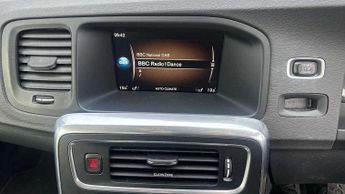 Volvo V60 Cross Country D4 [190] Cross Country Lux Nav 5dr Geartronic