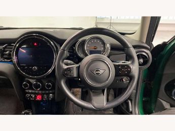 MINI Hatchback 5dr 1.5 Cooper Classic 5dr Auto