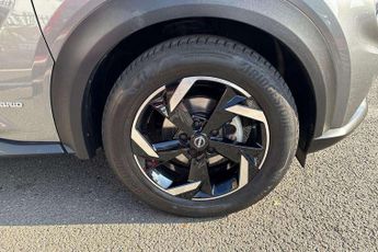 Nissan Juke 1.6 Hybrid N-Connecta 5dr Auto