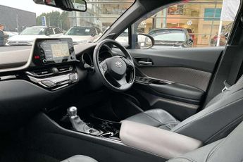 Toyota C-HR 2.0 Hybrid Orange Edition 5dr CVT