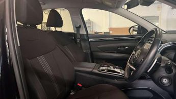 Hyundai Tucson 1.6 TGDi Hybrid 230 SE Connect 5dr 2WD Auto