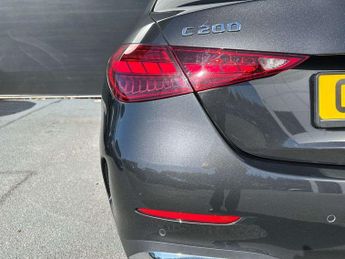 Mercedes-Benz C-Class C200 AMG Line Premium 4dr 9G-Tronic